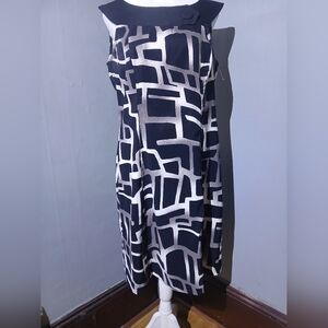 Dress Barn Monochrome Abstract Sleeveless Mini Dress | Size 12